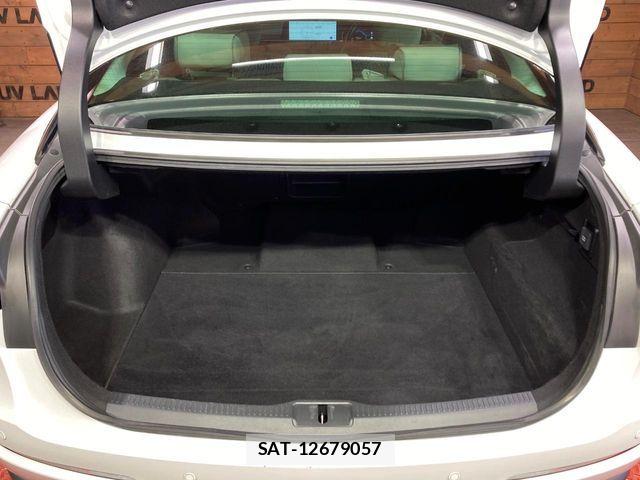 Toyota Crown Crossover 2023-03 6675464-10