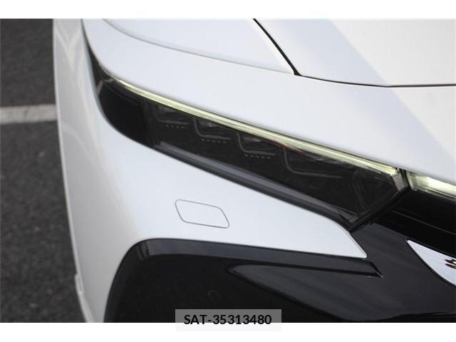 Toyota Crown Crossover 2022-11 6675462-12