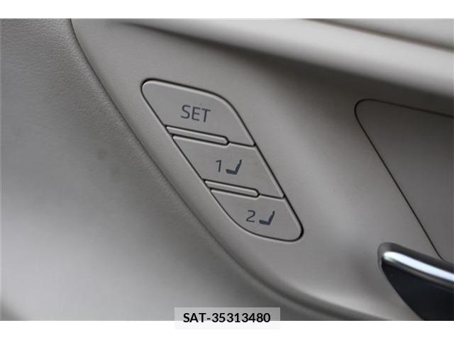 Toyota Crown Crossover 2022-11 6675462-26
