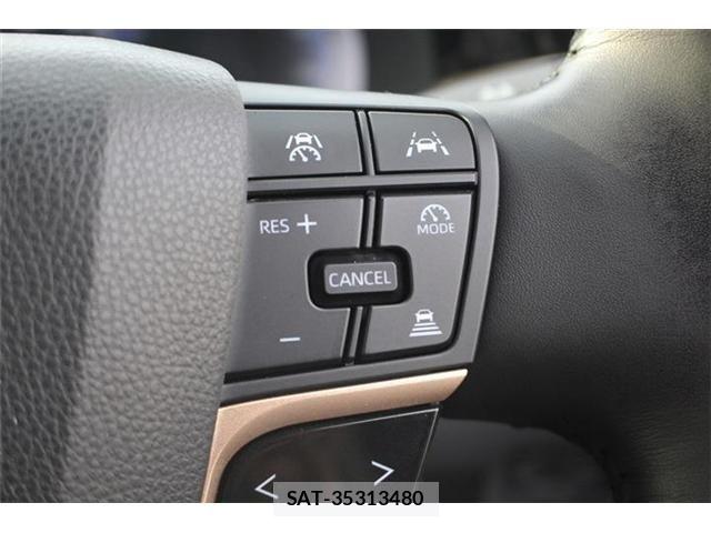 Toyota Crown Crossover 2022-11 6675462-5
