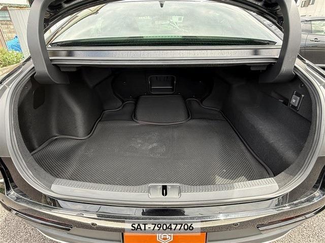 Toyota Crown Crossover 2022-12 6682618-16