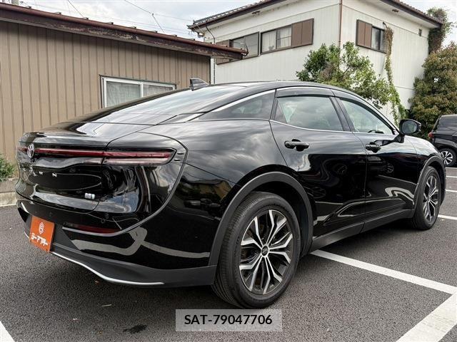 Toyota Crown Crossover 2022-12 6682618-21