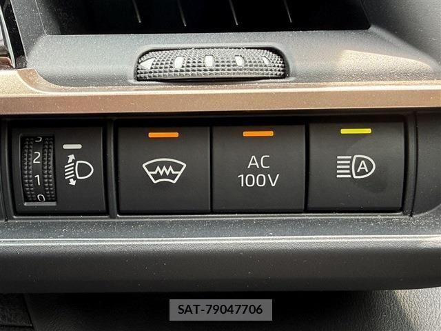 Toyota Crown Crossover 2022-12 6682618-5