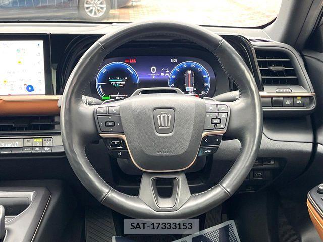 Toyota Crown Crossover 2023-06 6715898-10