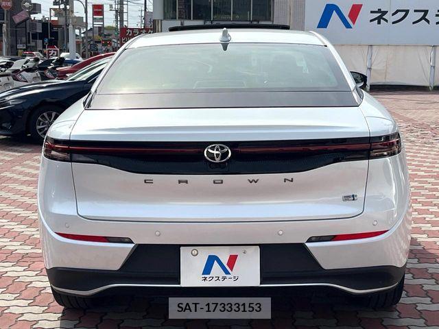 Toyota Crown Crossover 2023-06 6715898-14