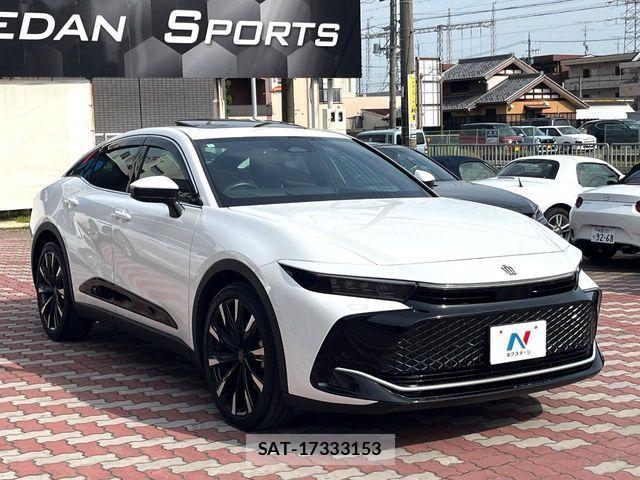 Toyota Crown Crossover 2023-06 6715898-15