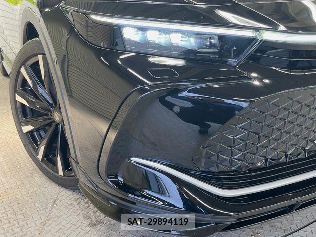 Toyota Crown Crossover 2023-07 6715893-11
