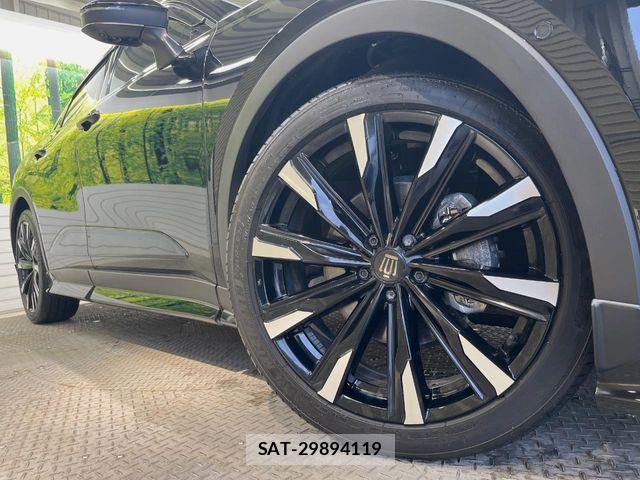 Toyota Crown Crossover 2023-07 6715893-12