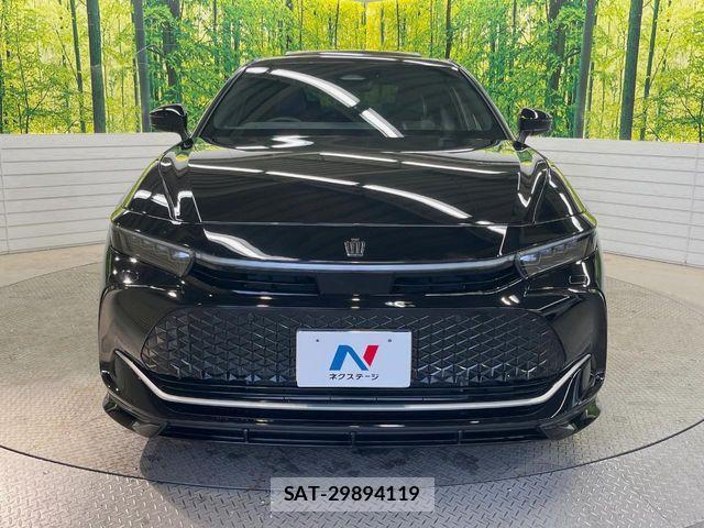 Toyota Crown Crossover 2023-07 6715893-13
