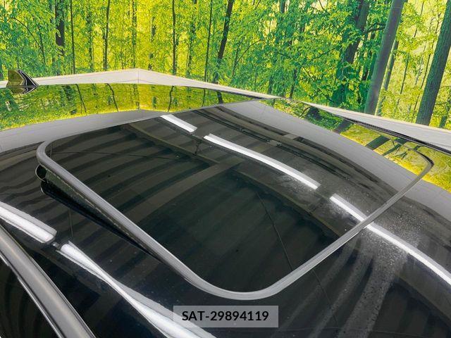 Toyota Crown Crossover 2023-07 6715893-3