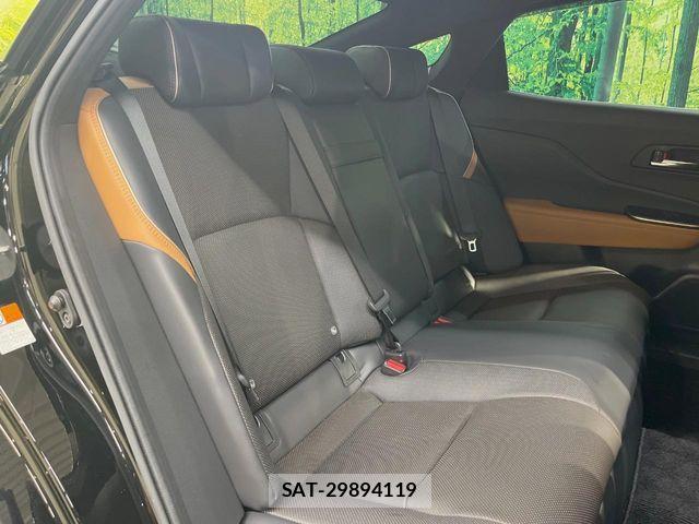 Toyota Crown Crossover 2023-07 6715893-8