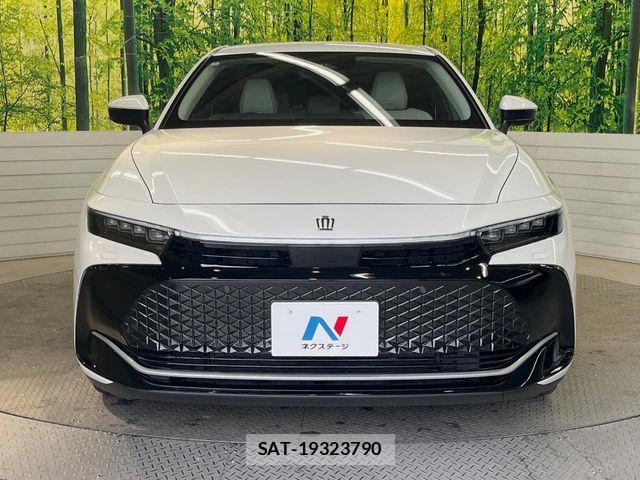 Toyota Crown Crossover 2024-03 6715910-13