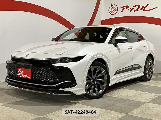 Toyota Crown Crossover 2023-03 6715897-0