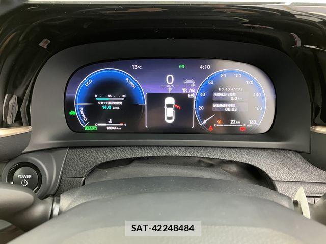 Toyota Crown Crossover 2023-03 6715897-10