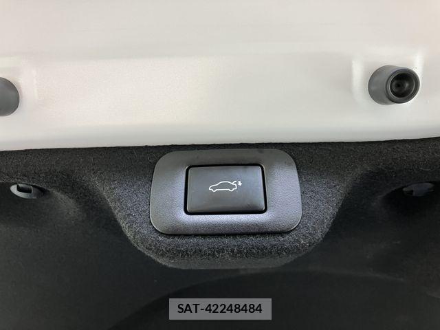 Toyota Crown Crossover 2023-03 6715897-22
