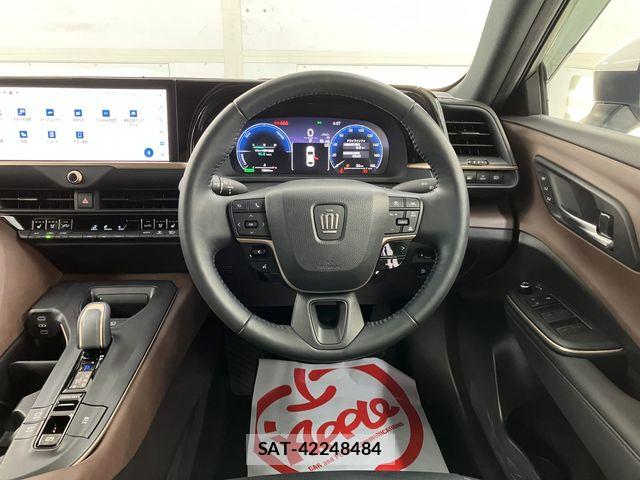Toyota Crown Crossover 2023-03 6715897-2