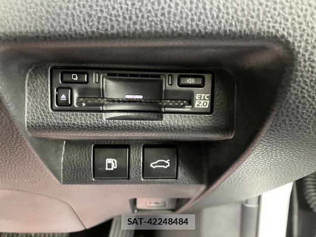 Toyota Crown Crossover 2023-03 6715897-7