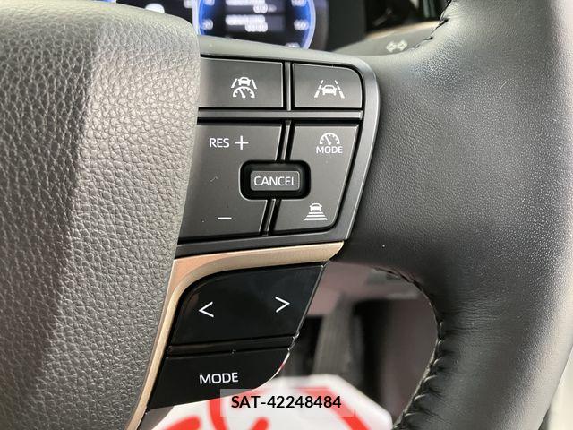 Toyota Crown Crossover 2023-03 6715897-8