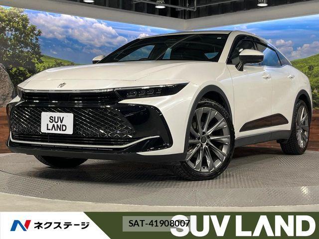Toyota Crown Crossover 2023-05 6751113-0