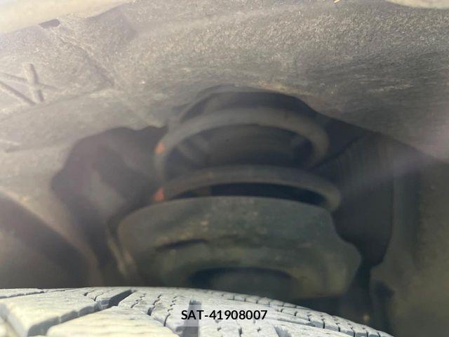 Toyota Crown Crossover 2023-05 6751113-19