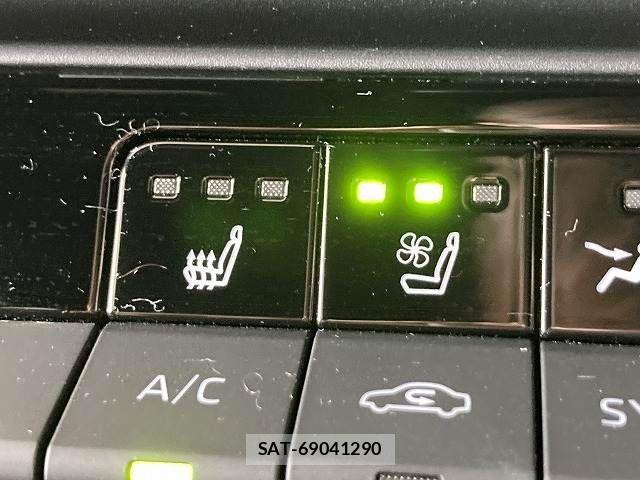 Toyota Crown Crossover 2023-05 6814355-10