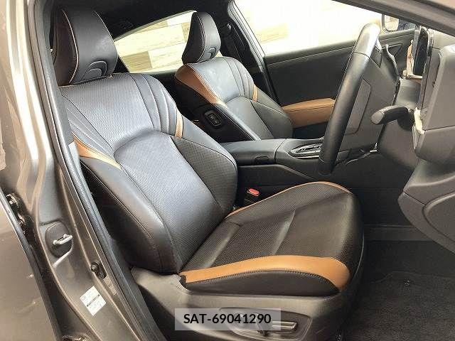 Toyota Crown Crossover 2023-05 6814355-11