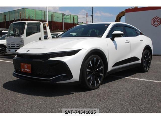Toyota Crown Crossover 2022-12 6814365-9