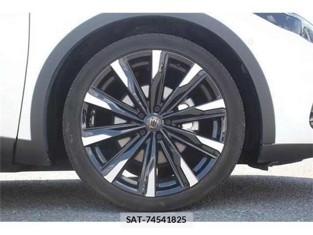 Toyota Crown Crossover 2022-12 6814365-15