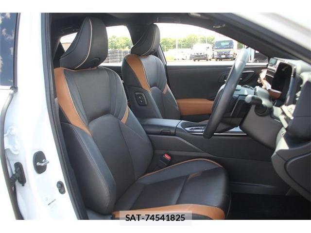 Toyota Crown Crossover 2022-12 6814365-21