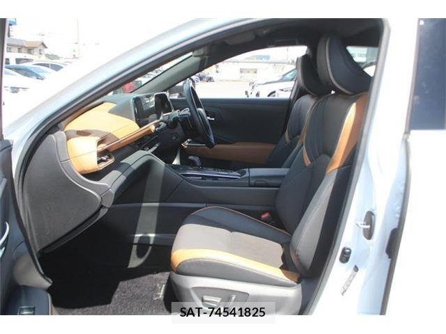 Toyota Crown Crossover 2022-12 6814365-25