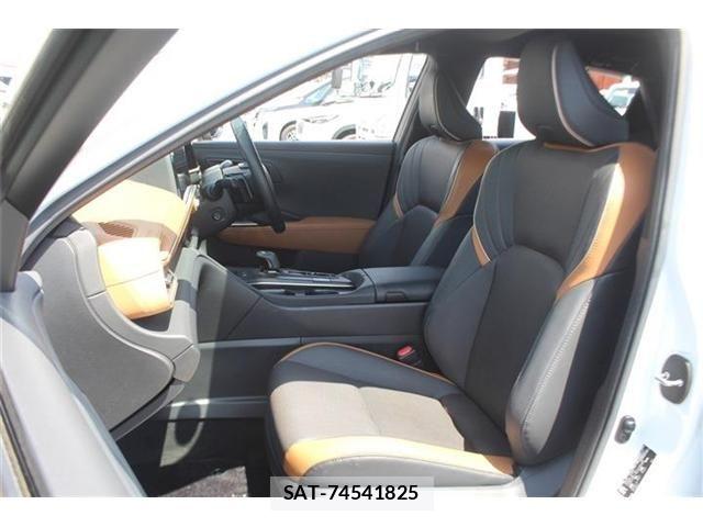 Toyota Crown Crossover 2022-12 6814365-26