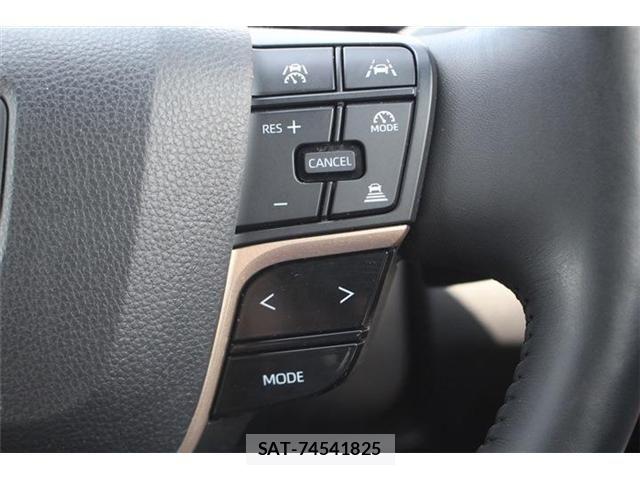 Toyota Crown Crossover 2022-12 6814365-6