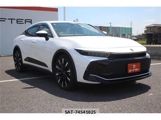 Toyota Crown Crossover 2022-12 6814365-7