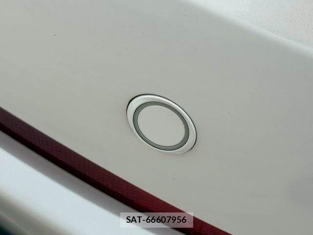 Toyota Crown Crossover 2023-01 6814360-5
