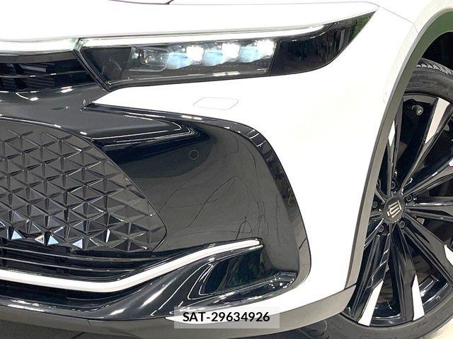 Toyota Crown Crossover 2023-07 6903605-11