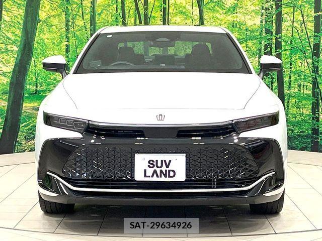 Toyota Crown Crossover 2023-07 6903605-13