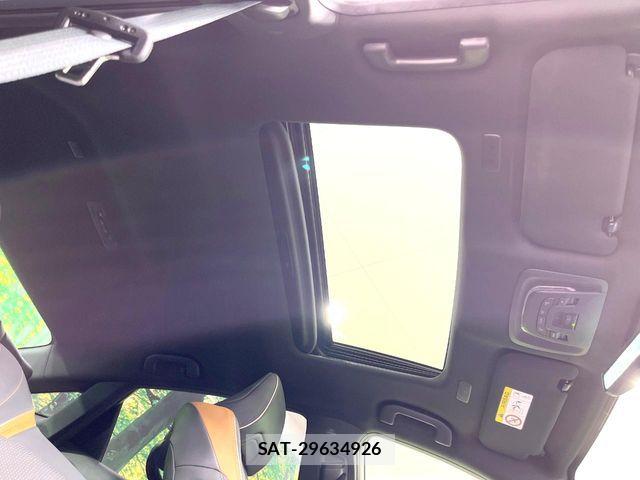 Toyota Crown Crossover 2023-07 6903605-2