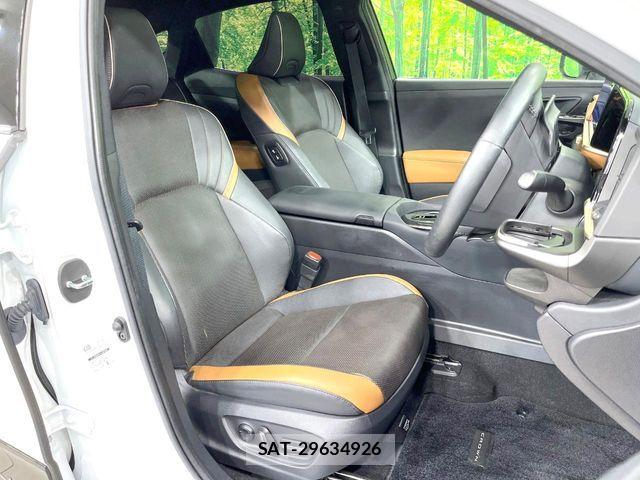 Toyota Crown Crossover 2023-07 6903605-7