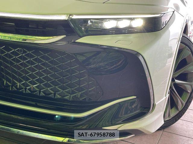 Toyota Crown Crossover 2023-01 6903606-12