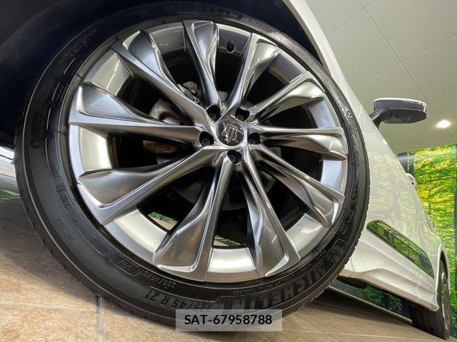 Toyota Crown Crossover 2023-01 6903606-13