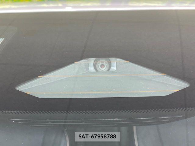 Toyota Crown Crossover 2023-01 6903606-6