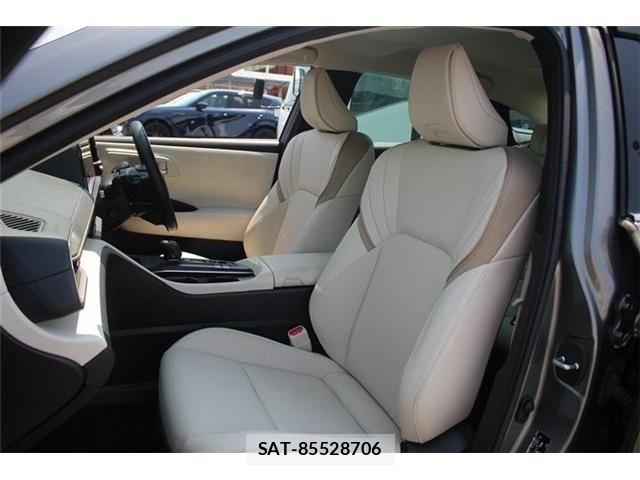 Toyota Crown Crossover 2022-12 6992724-19