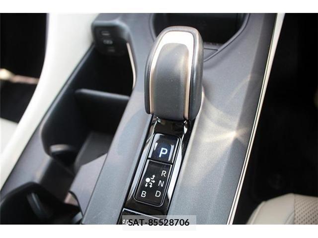 Toyota Crown Crossover 2022-12 6992724-24