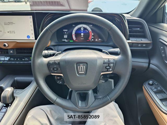 Toyota Crown Crossover 2024-02 6992720-12