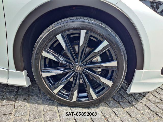 Toyota Crown Crossover 2024-02 6992720-7