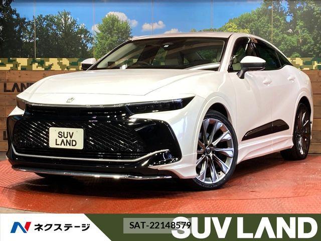 Toyota Crown Crossover 2023-06 7020234-0