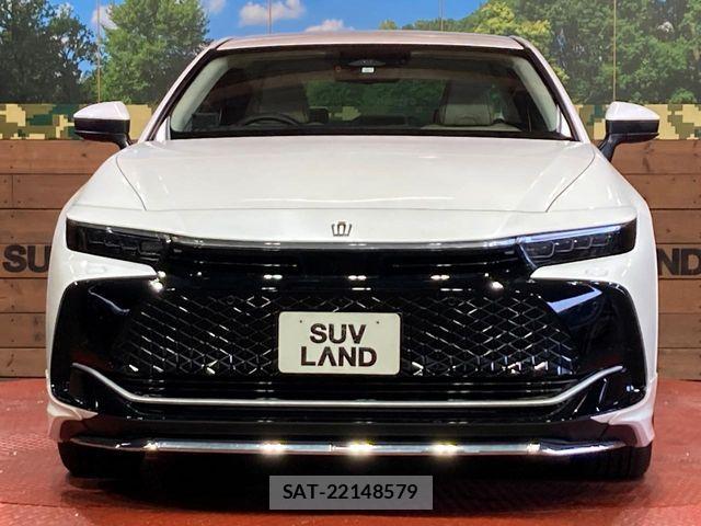 Toyota Crown Crossover 2023-06 7020234-13