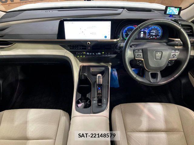 Toyota Crown Crossover 2023-06 7020234-1