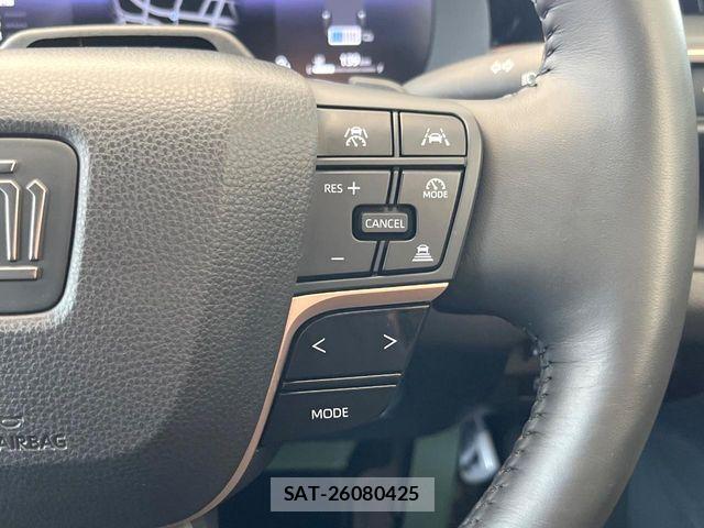 Toyota Crown Crossover 2023-02 7020233-6