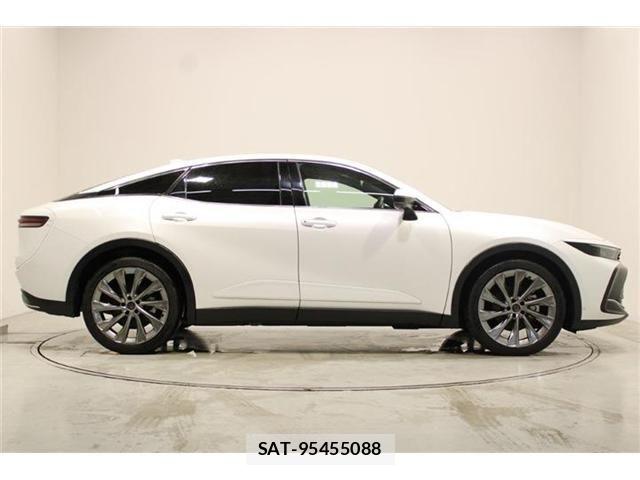 Toyota Crown Crossover 2023-12 7020242-12